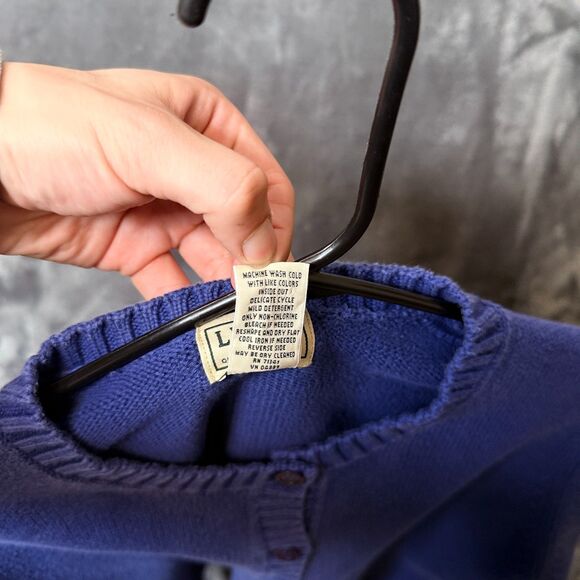 L.L. Bean Womens Long Sleeve Cardigan Size Medium Purple Button Down Cotton - Picture 7 of 7